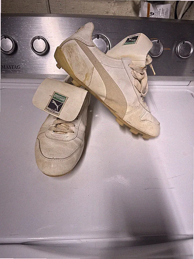 Vintage Puma Pennant II Soccer Cleats Shoes Men's Size Unknown White RARE