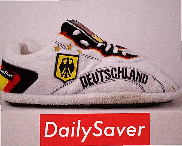Vintage Sloffie Deutschland Germany Futbol Soccer Slipper Shoes SZ M US 6.5-7.5
