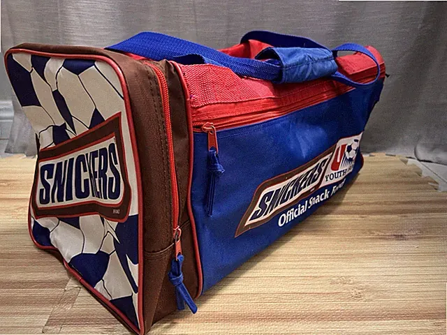Vintage Snickers Official Snack Food US Youth Soccer Gear Duffel Bag Blue Red