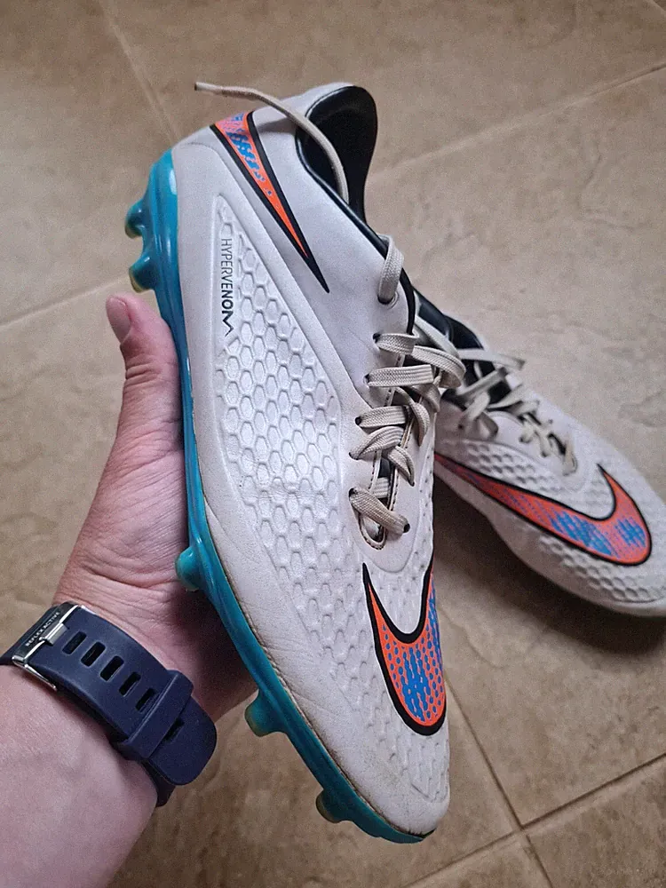 Vintage soccer cleats football boots 2014 Nike Hypervenom Phelon FG Size US7