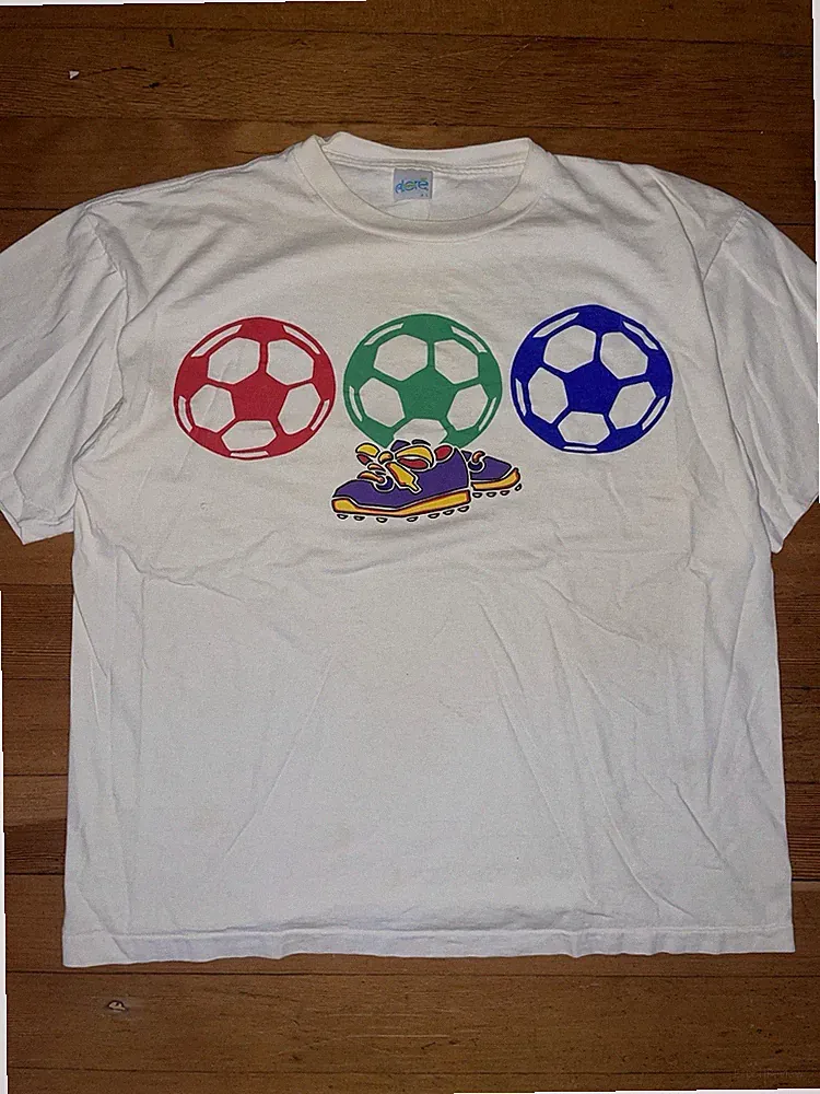 Vintage Soccer Graphic T Shirt Futbol Cleats Single Stitch Alone size XL