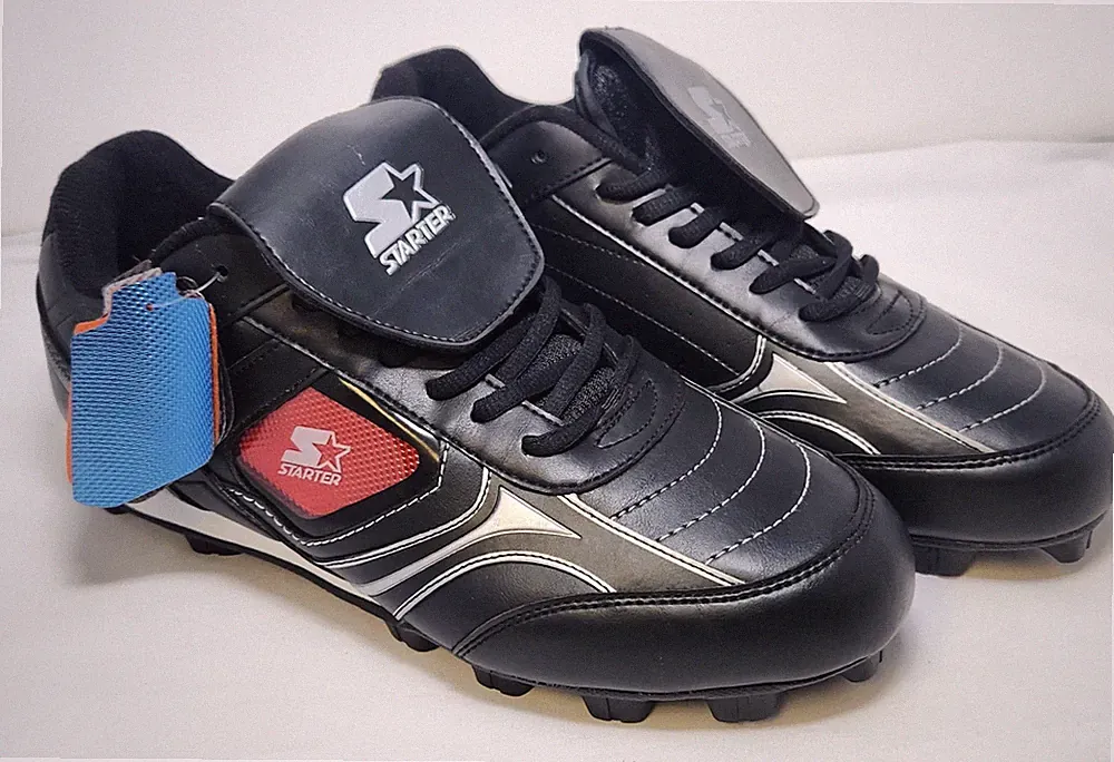 Vintage Starter ‘Fan Chip’ Black Soccer Cleats (Size 10.5) – New with Tags