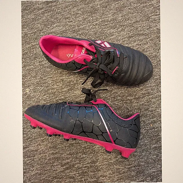 Vizari Avalon Jr FG Soccer Cleats Youth Girls Black Pink Size 1Y