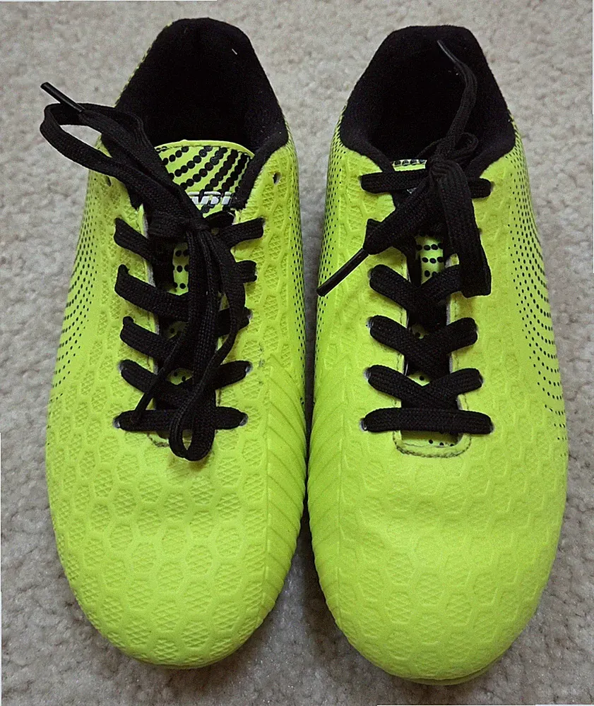 Vizari Boys Soccer Cleats, Size 12, Neon Highlighter And Black