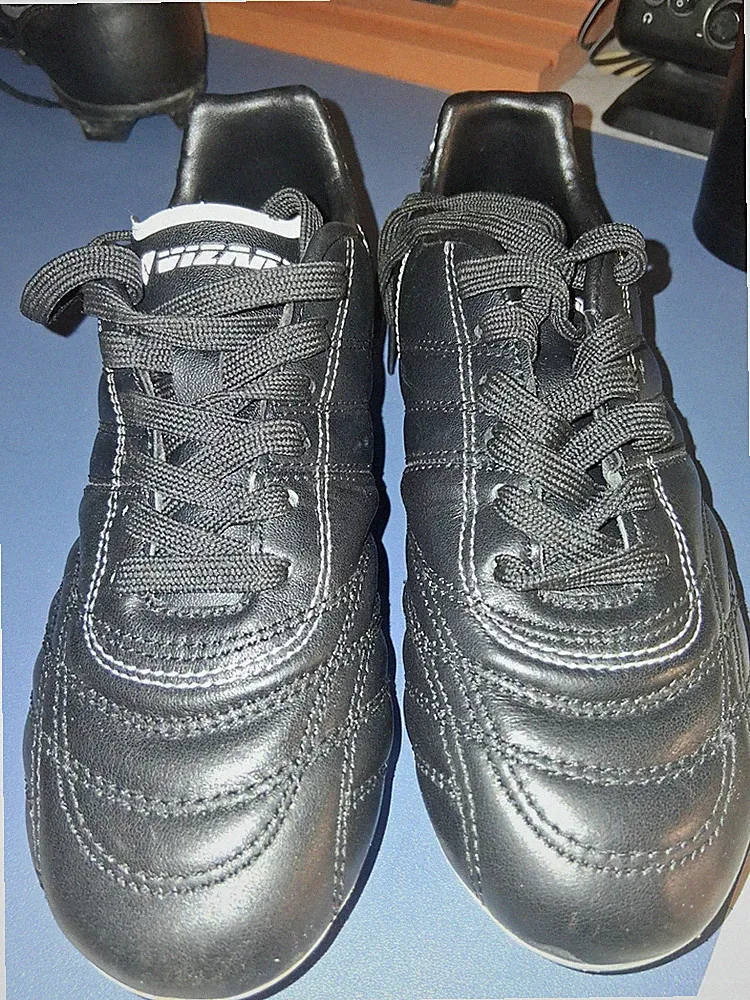 Vizari Classico FG Soccer Cleats for Boys & Girls Size 2.5Y