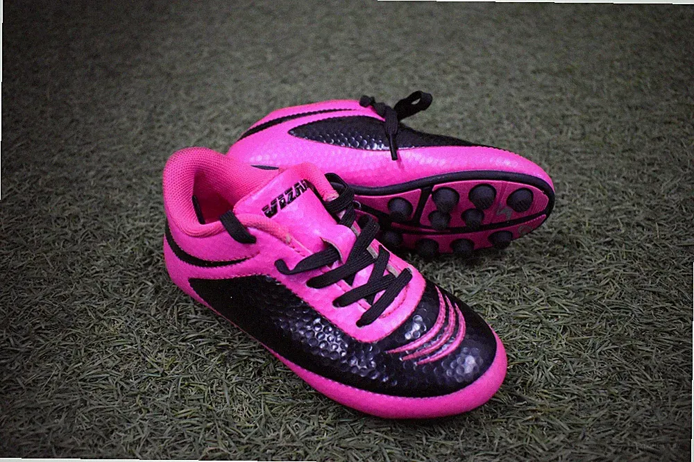 Vizari Infinity FG Girls Toddler Size 9.5 Kids Soccer Cleats Pink Black