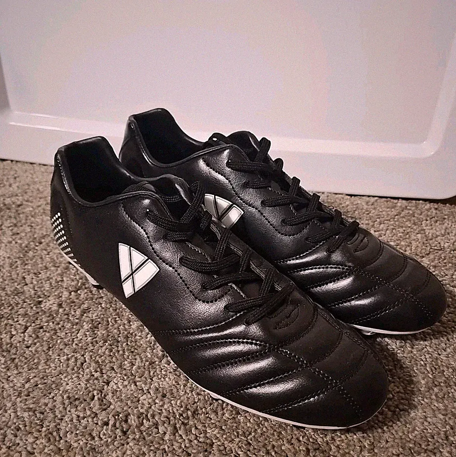 Vizari Soccer Cleats Mens Size 13