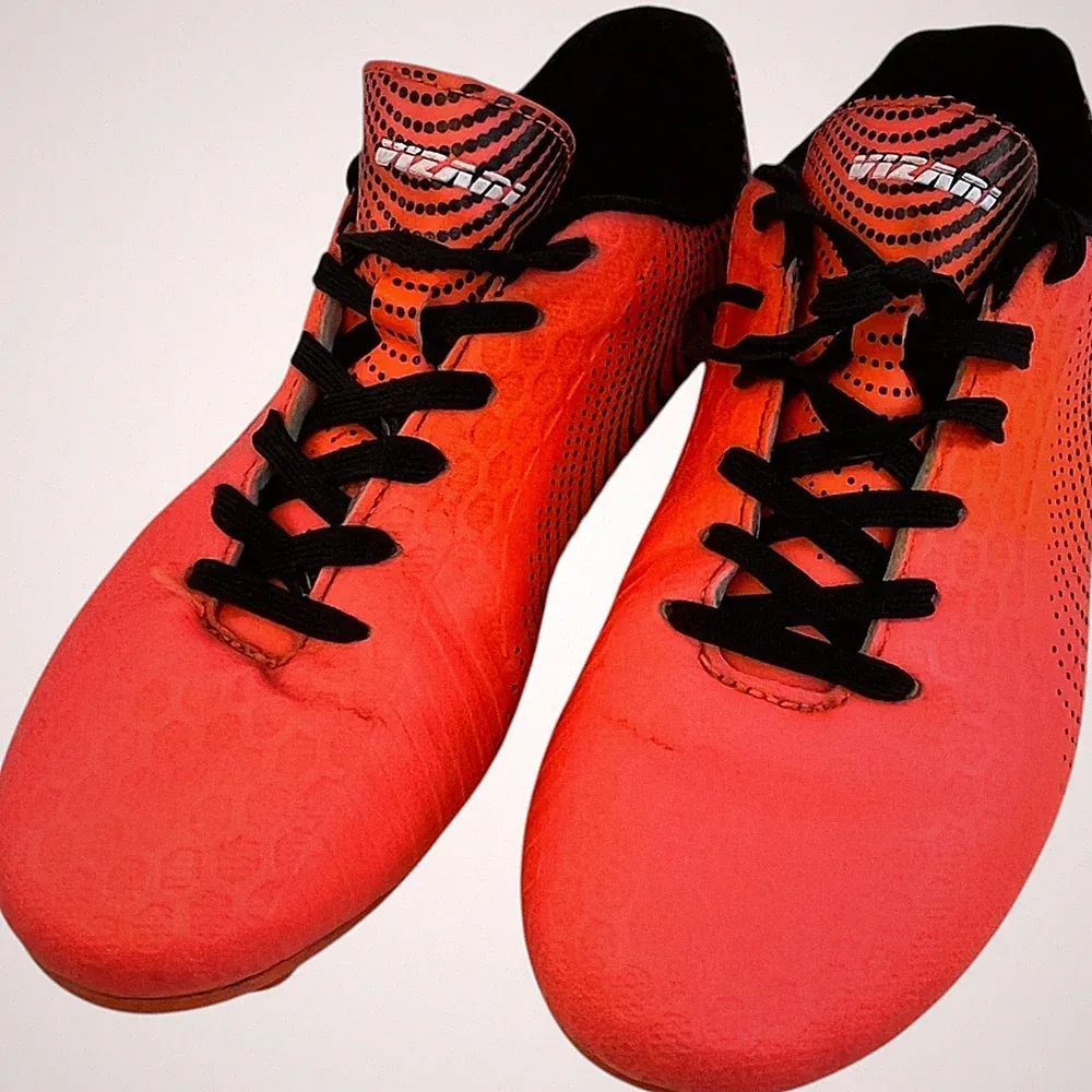 Vizari Stealth FG Soccer Cleats Orange Black Firm Ground Size 5.5