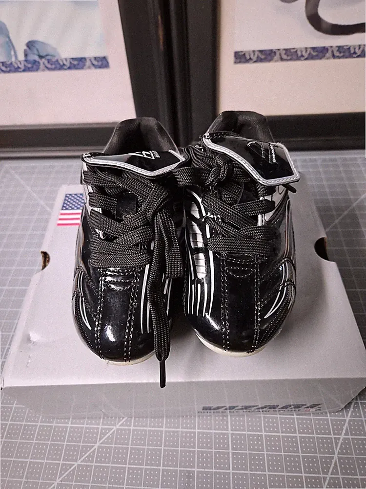 Vizari Striker FG Soccer Shoes | Firm Ground Cleats for Outdoor Black/Silver 9.5
