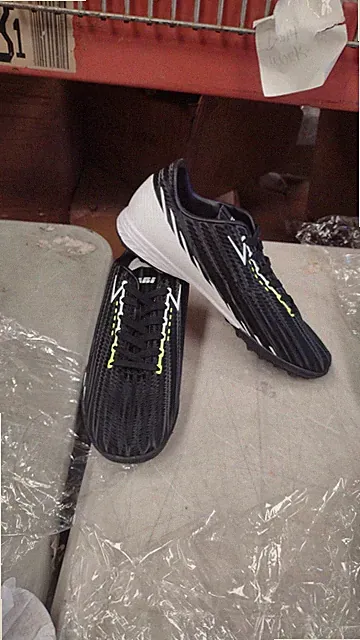 Vizari Tesoro Turf Cleats for Men and Women | Size M-9 | VZSE93463M-9