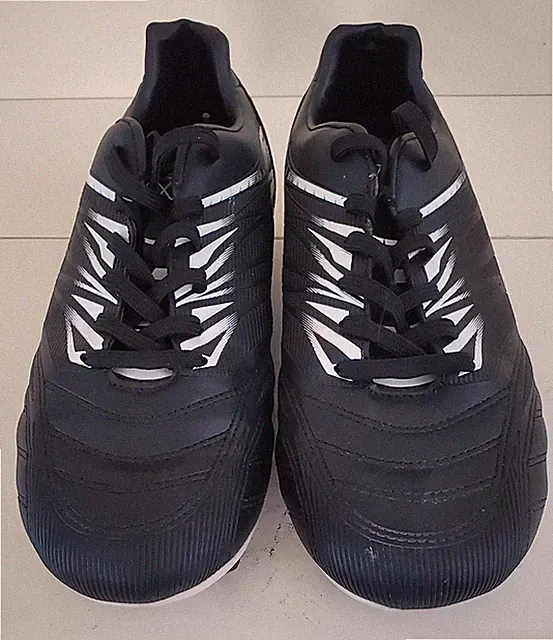 Vizari Valencia FG Soccer Cleats Black White Men’s 9.5M VZSE93400 Used