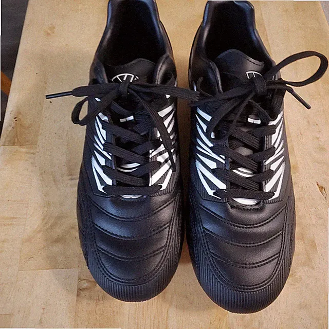 Vizari Valencia Mens Soccer Cleats, Black , Size 7 M
