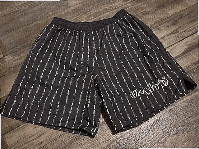 VTG 90s Umbro Mens Medium Black Nylon Soccer Athletic Shorts Mint Condition RARE