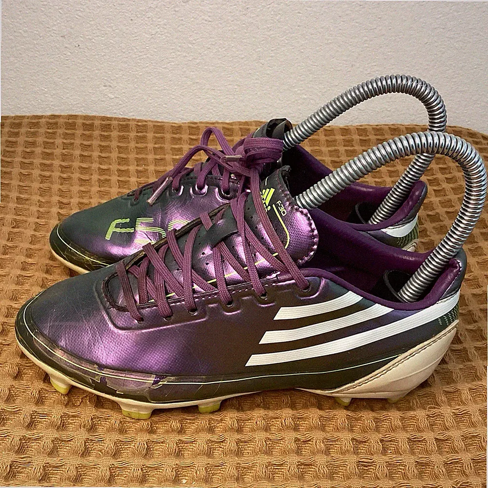 VTG Adidas FS F50 ADIZERO Kids Sz 1 Purple White soccer shoes Cleats