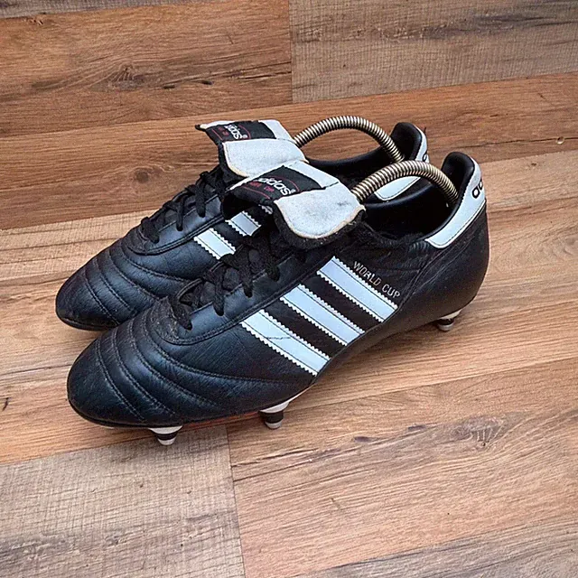 VTG Adidas men size 10 black World Cup SG 2009 Germany Football Soccer Cleats