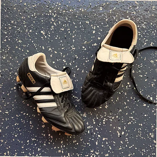 VTG Adidas Telstar Soccer Cleats Mens 7 Black White Leather Fold Over Tongue TRX
