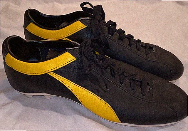 Vtg COBRA SOCCER CLEATS 9 RARE 70's Athletic Shoes BRAZIL Futbol FOOTBALL Brasil