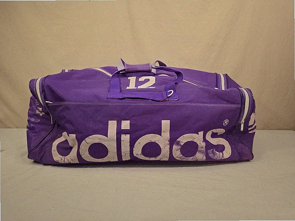 VTG LARGE ADIDAS PURPLE DUFFLE BAG TREFOIL TEAM SPORTS SOCCER BASEBALL FOOTBAL