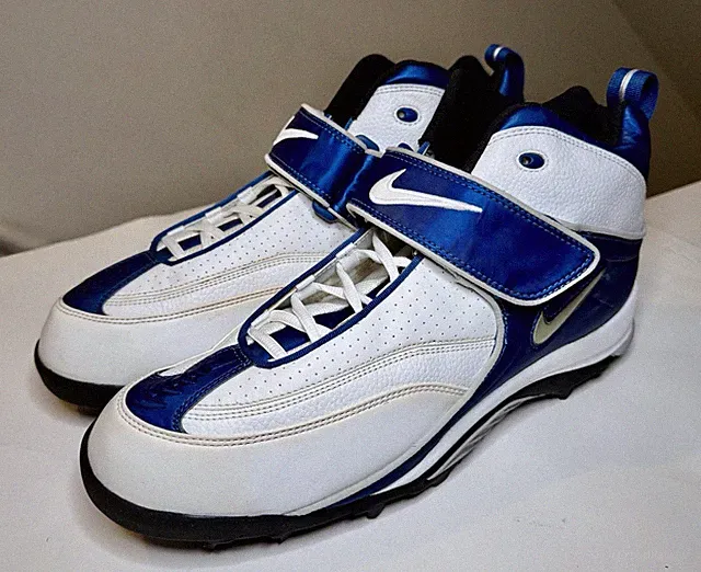VTG Nike Shark Football Cleats Size 15 White Blue 821021-103 Rare Retro Y2K Big