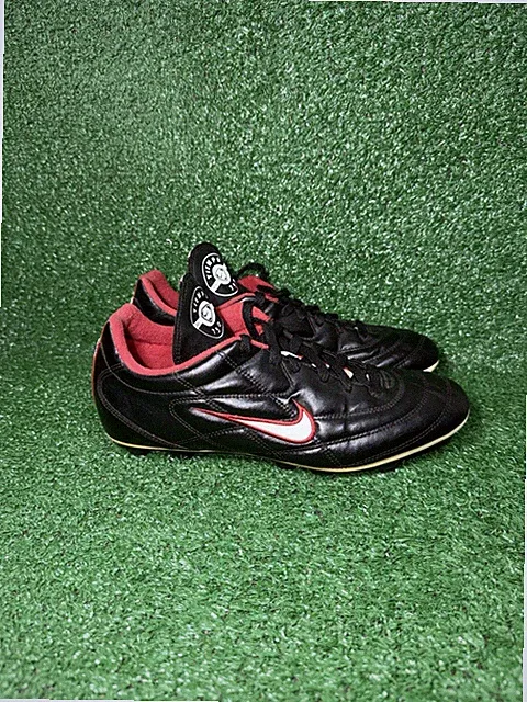 VTG NIKE Tiempo Mystic Mens Size 9 Soccer Football Cleats Performance OG 2004