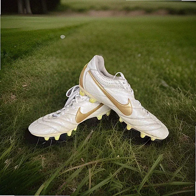 Vtg Nike Tiempo Natural IV FG US9.5 Mens Soccer Cleats Metallic Gold Summit Rare