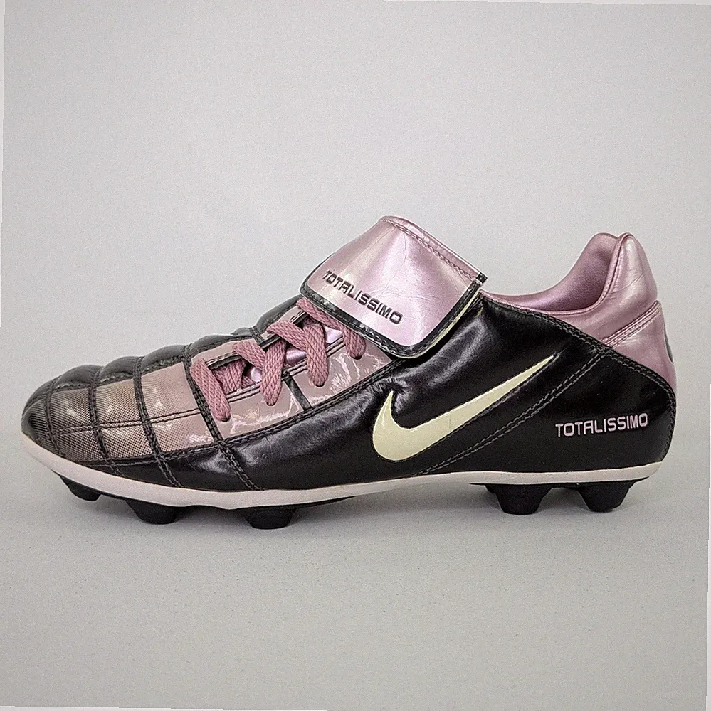 Vtg Nike Total 90 Totallismo Soccer Cleats Youth 4.5Y, Womens 6 Shoes Pink 2005