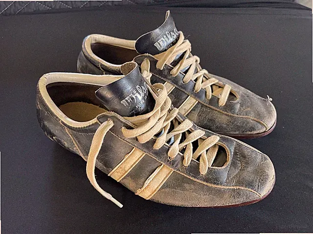 VTG Wilson Soccer/Football Cleats Shoes Made in USA Sz 7 Model 993