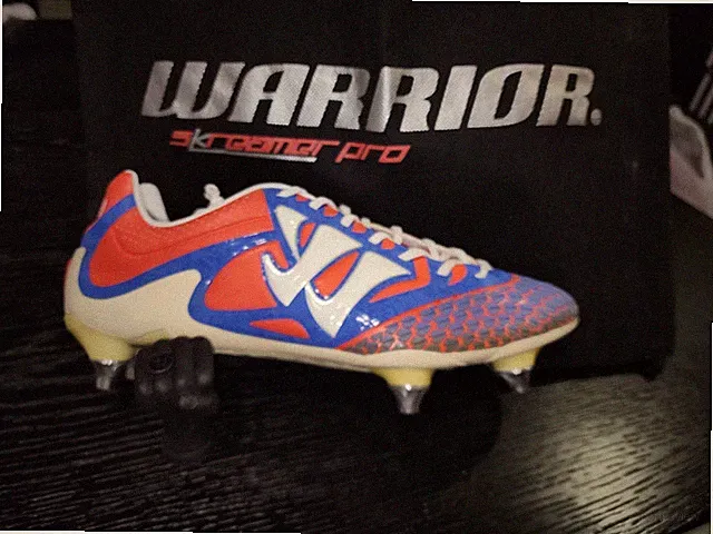 Warrior Football Soccer Boots Soft Grass Size 7.5 USA 7 UK (Mens)
