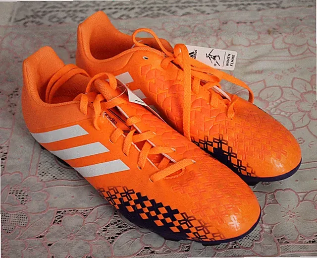 Women's adidas Predito LZ TRX FG Soccer Cleats~Size US 8.5