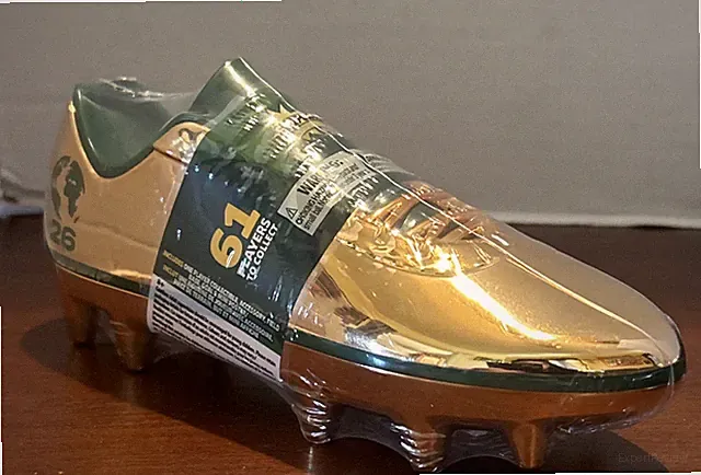 World Cup Supergoal World's Best Soccer Player Mini Gold Cleat Mystery Pack