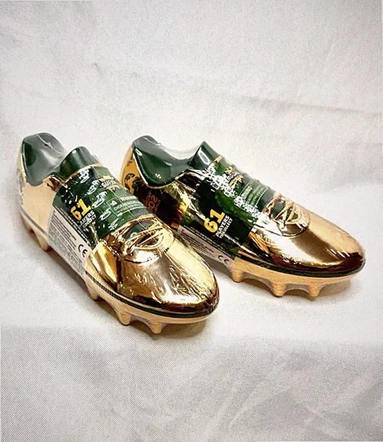 World Cup Supergoal World's Best Soccer Player Mini Gold Cleat Mystery Pack