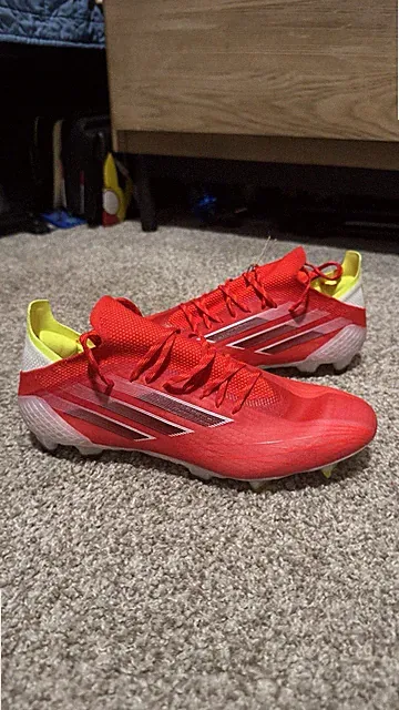 X speed flow.1 FG ‘Solar Red’ Size 7