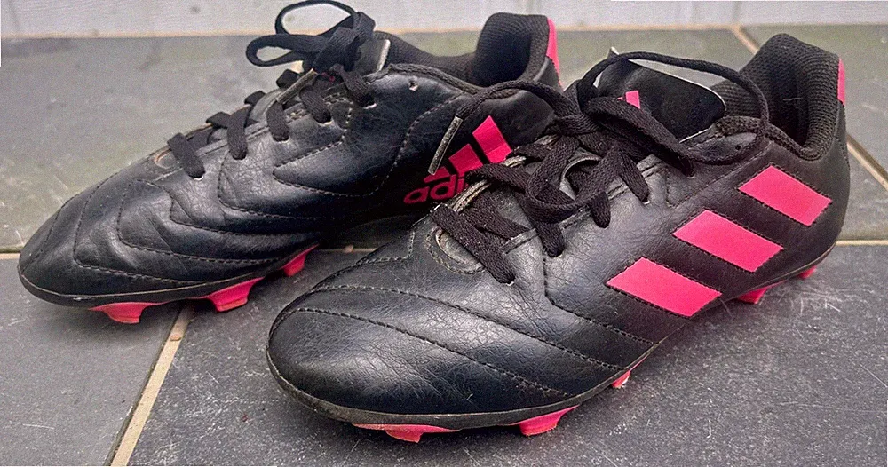 Youth Girls Sz-2.5 ADIDAS Sport Soccer Cleats Black/Pink