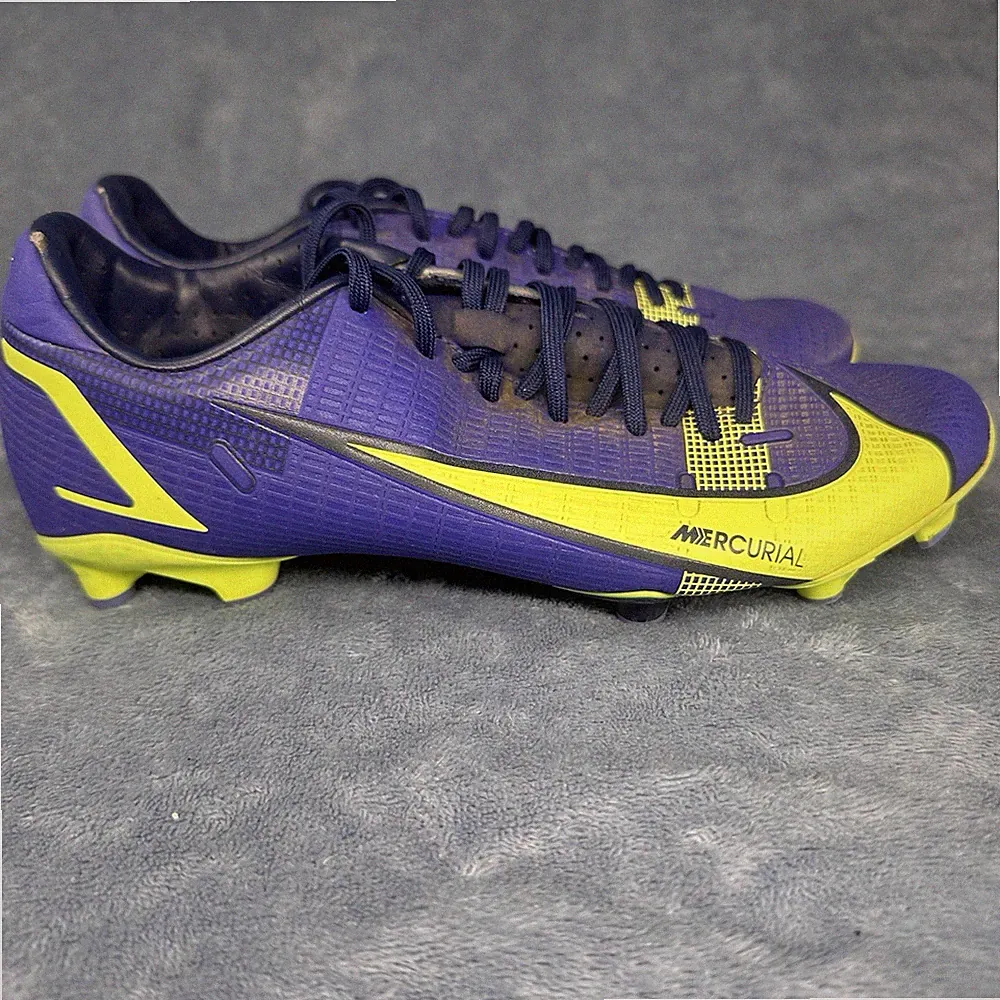 Youth Kids Nike Football Cleats Mercurial Size 6.5y Blue Neon Soccer Cleats