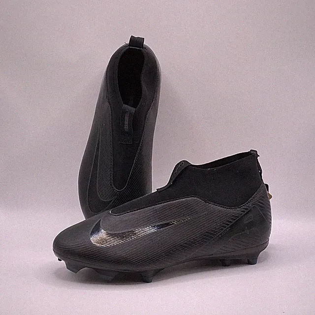 Youth Nike Junior Zoom Superfly 10 Academy Soccer Cleats Black sz. 6Y FQ8304-002