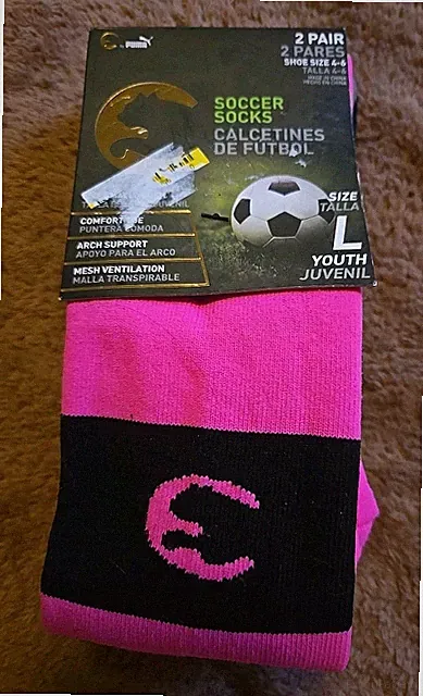 Youth Puma Soccer Socks Size Large 2 Pack Shoe Size 4-6 Black & Pink New