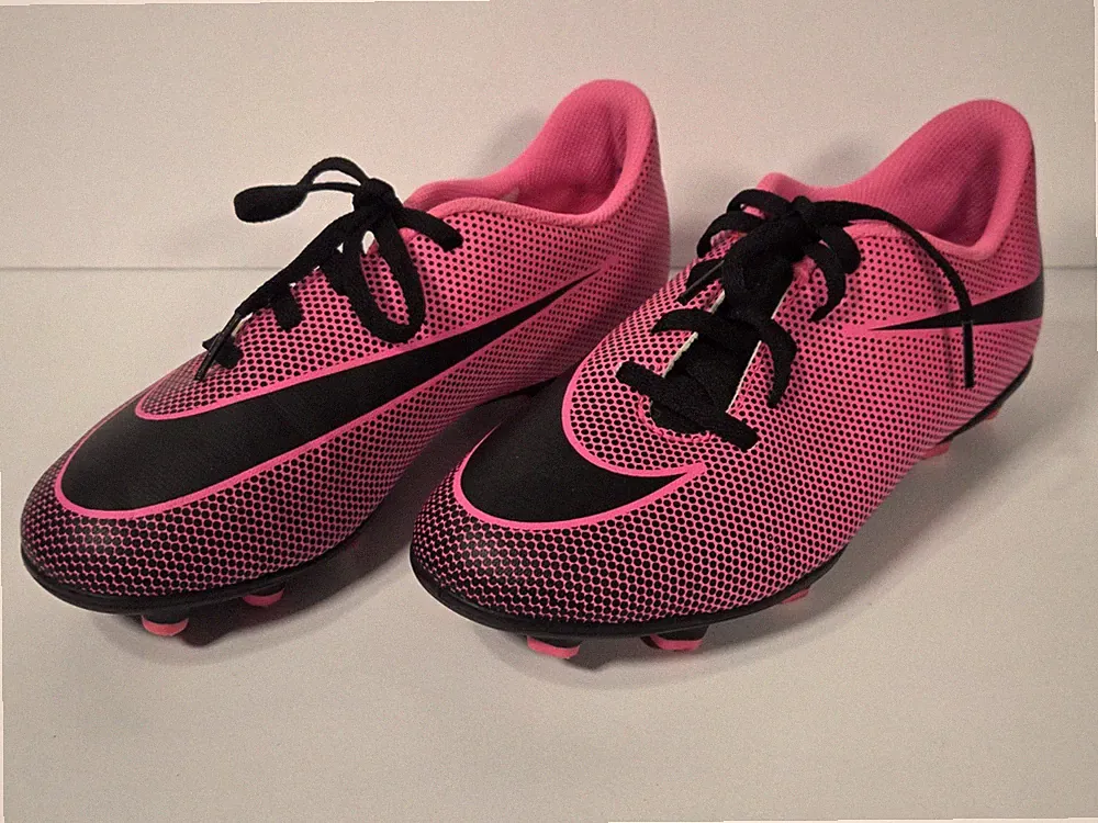 Youth Siize 4.5 Nike Jr Bravata II FG Soccer Cleats Pink Blast Black Kids 844442