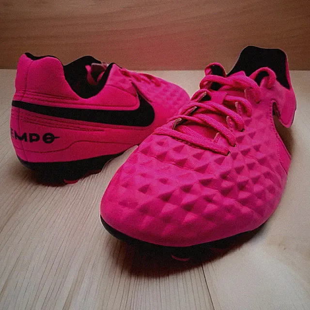 Youth Size 2.5Y Nike Tiempo Legend 8 Academy FG MG Pink Soccer Cleats Kids Shoe