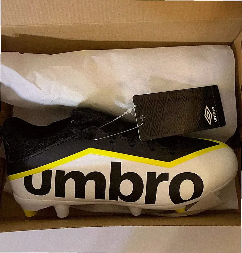 Youth Umbro Finale Soccer Football Cleats White Black Yellow Big Kid’s Size 3Y