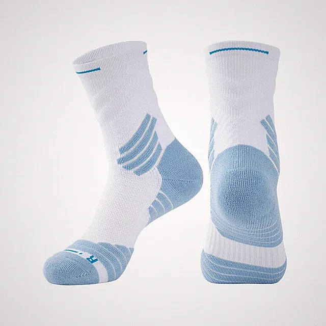 ZONBAILON Basketball Socks for Men Athletic Crew Socks with Compression 3 Pairs