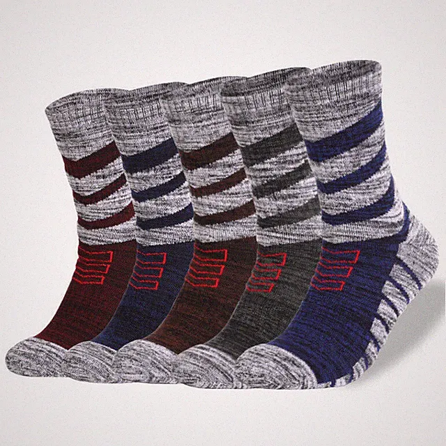 ZONBAILON Men 's Elite Basketball Socks Cushioned Athletic Socks for Men 3 Pairs