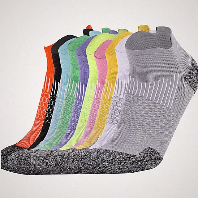 ZONBAILON Mens Anti Slip Socks for Football Basketball Sports Grip Socks 2 Pairs