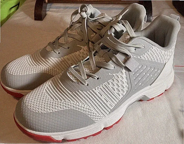 ZVC Professional Men's Golf Shoes W Spikes Sz 9.5 Brand New